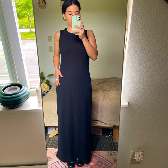 Express Black Maxi Dress - Picture 2 of 5